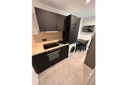 WG-Zimmer in München-Pasing-Obermenzing 725,00 € 17 m²