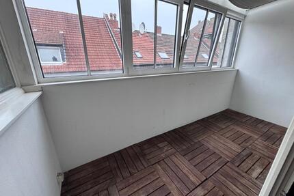 Gemütliche und großzügige 2,5 Zimmer - Altbauwohnung im Dachgeschoss - Herne Wanne-Bickern