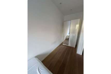 WG-Zimmer in Nürnberg 374,00 € 12 m²