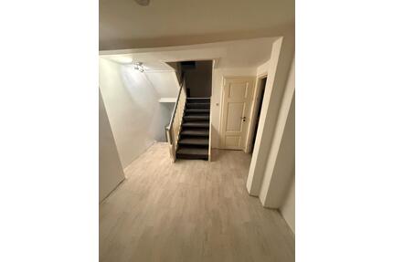 Gepflegte 3 Zimmer Maisonettewohnung neues Bad - Extertal