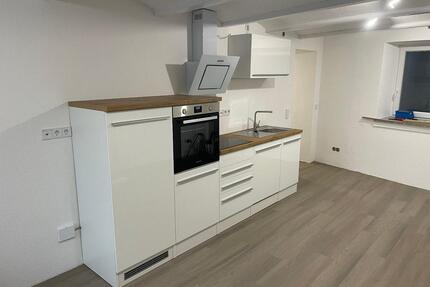 Moderne 1-Zimmer Wohnung mit neuer Einbauküche in Nieder-Ofleiden - Homberg (Ohm)