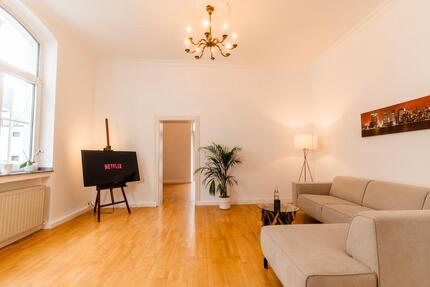Helle 2 Zimmer Altbauwohnung in Aachen-Mitte, 70m2 , Balkon