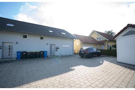 3 Zimmer Wohnung Balkon Stellplatz Keller Moosthenning 84164