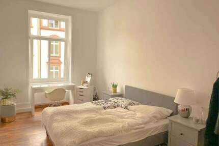 WG-Zimmer in Frankfurt am Main 899,00 € 30 m²