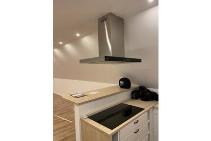 2 Zimmer Obergeschoss Wohnung - 900,00&nbsp;EUR Kaltmiete, ca.&nbsp; 80,00&nbsp;m&sup2; in Hambergen (PLZ: 27729)