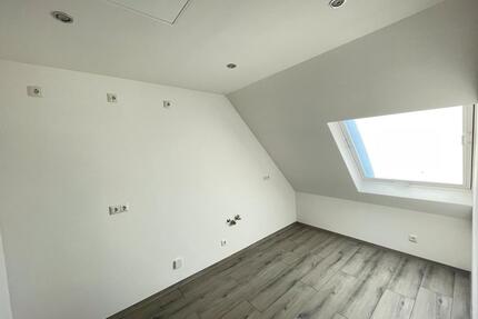 Renovierte moderne 2 Zimmer Wohnung - Hückelhoven