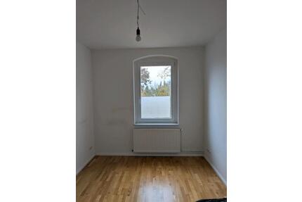 WG zimmer zu vermieten - 500,00&nbsp;EUR Kaltmiete, ca.&nbsp; 15,00&nbsp;m&sup2; in Berlin (PLZ: 13405) Reinickendorf