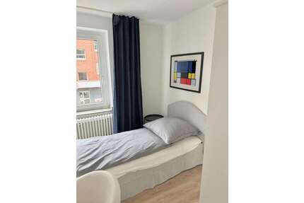 WG-Zimmer in Düsseldorf 699,00 € 15 m²