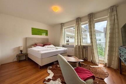 Möblierte Wohnung in Neustadt mit Balkon - Bremen