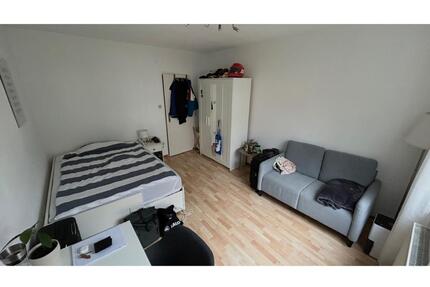 Zentrales, möbliertes WG-Zimmer in Marburg zu vermieten