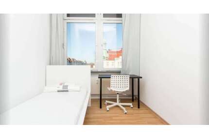 WG-Zimmer in Berlin 680,00 € 12 m²