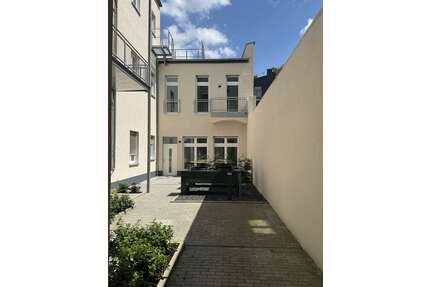 Wohnung zum Mieten in Krefeld 1.686,25 € 135 m²