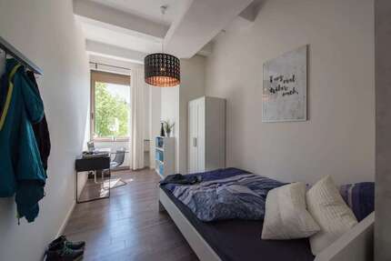 WG-Zimmer in München 945,00 € 12 m²