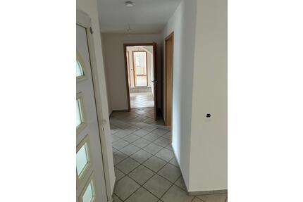 4 Zimmer Dachgeschoss Wohnung in Münzenberg- Gambach - Gießen Allendorf