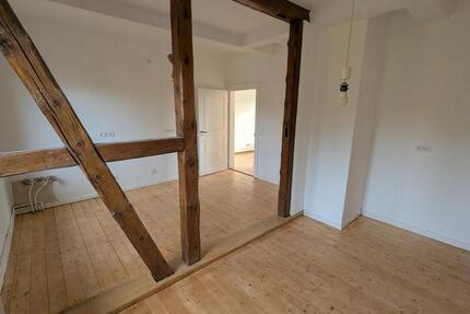 Altbau 4,5 Zimmer Wohnung (90qm) - Börßum