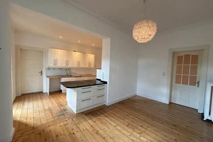 Stilvoll wohnen mit Garten - großzügige 5 Zimmer Wohnung - Hamburg Harburg