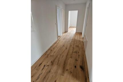 Erstbezug nach Sanierung- 4 Zimmer Wohnung - Bad Frankenhausen/Kyffhäuser