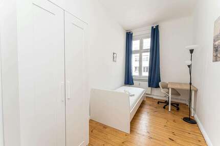 WG-Zimmer in Berlin 675,00 € 10 m²