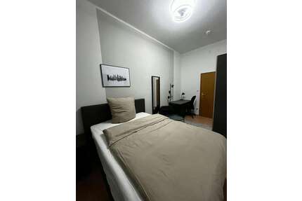 WG-Zimmer in Frankfurt am Main 655,00 € 14 m²