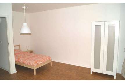 WG-Zimmer in Hamburg 630,00 € 18 m²