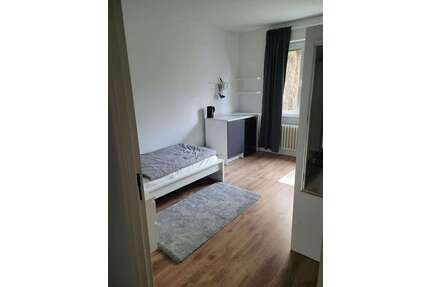 WG-Zimmer in Berlin 850,00 € 13 m²