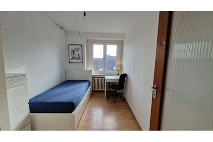 WG-Zimmer in Düsseldorf 700,00 € 16 m²