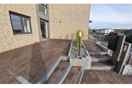 moderene 5 Zimmer Wohnung, EG, Erstbezug, 2Terrassen - Alsfeld