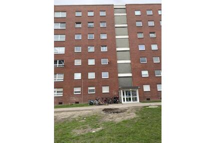 Bottrop Welheim - neu renoviert - 4 Zimmer im 5.OG mit Aufzug und Balkon