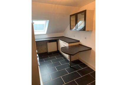 3-Zimmer DG Wohnung mit EBK in Abbensen - Edemissen