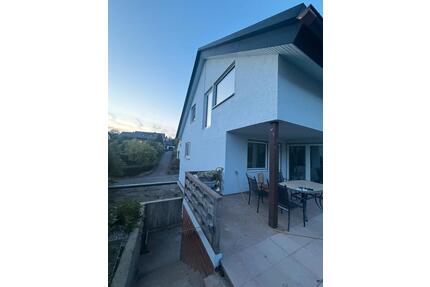 Erstbezug 4 Zimmer Dachgeschosswohnung 107 m² in Schlaitdorf