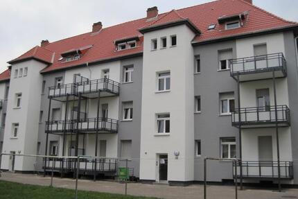 2-Zimmer-Dachgeschosswohnung frisch saniert! - Mannheim Niederfeld