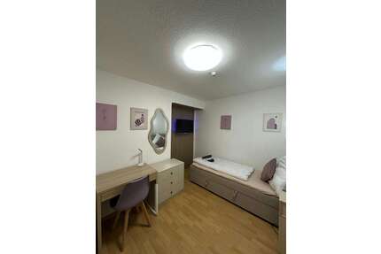 WG-Zimmer in Offenbach 650,00 € 4 m²