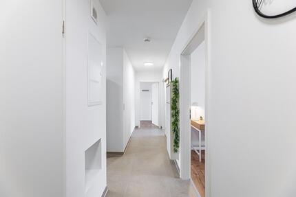 WG-Neugründung möglich: 3 Zimmer frei - Wohnung mit EBK u.Balkon - Nürnberg Langwasser