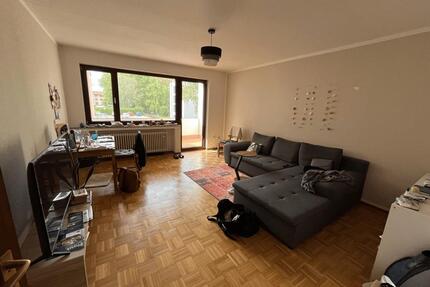 Helle 2-Zimmer Wohnung in Bochum mit Balkon und Einbauküche
