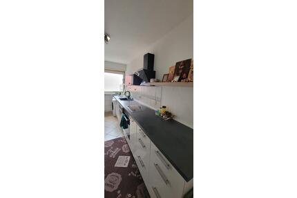 Apartment for Rent - 1.200,00&nbsp;EUR Kaltmiete, ca.&nbsp; 82,00&nbsp;m&sup2; in Ludwigshafen am Rhein (PLZ: 67061) Parkinsel