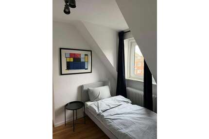 WG-Zimmer in Düsseldorf 699,00 € 15 m²