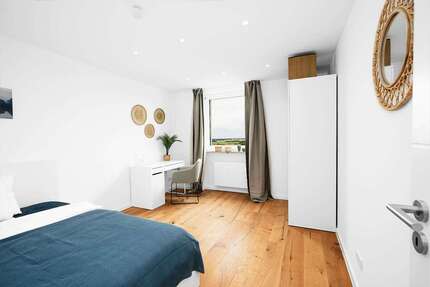 WG-Zimmer in Haar 800,00 € 14 m²