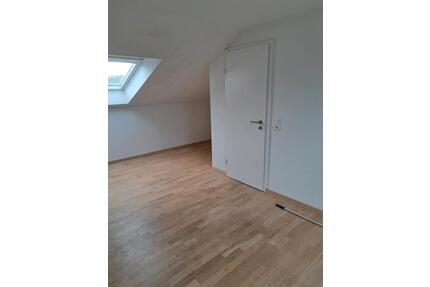 2 Zimmer Dachgeschosswohnung - 495,00&nbsp;EUR Kaltmiete, ca.&nbsp; 45,00&nbsp;m&sup2; in Hildesheim (PLZ: 31139) Bockfeld