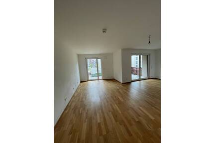 Großzügige 4-Zimmer Wohnung. mit Süd- West Balkon, inkl. Einbauküche - Stein