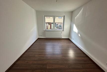 Renovierte 2-Zimmer Wohnung Geestemünde Wochenmarkt mit Balkon - Bremerhaven