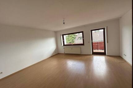 5 Zimmer Wohnung - 1.200,00&nbsp;EUR Kaltmiete, ca.&nbsp; 134,00&nbsp;m&sup2;&nbsp;Wohnfl&auml;che in Puschendorf (PLZ: 90617)