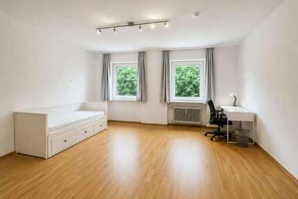 WG-Zimmer in München 875,00 € 25 m²