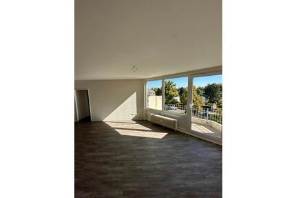 Modern geschnittene 3 Zimmer Whg. mit Balkon in schöner Wohnanlag - Berlin Steglitz-Zehlendorf