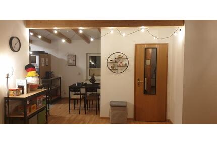 [Anfragestopp] 1,5-Zimmer Wohnung in Damenviertel ab 1. Juni - Jena