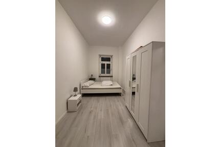 WG-Zimmer ab sofort frei! - 920,00&nbsp;EUR Kaltmiete, ca.&nbsp; 20,00&nbsp;m&sup2; in München (PLZ: 80331) Altstadt-Lehel