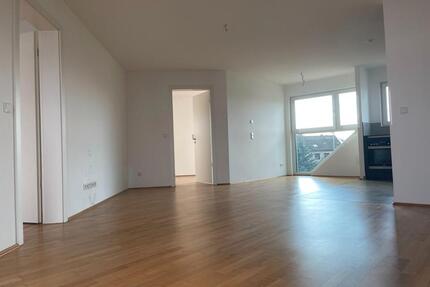 Moderne helle Penthousewohnung 3 ½ Zimmer mit großzügigem Balkon - Nürnberg Schnepfenreuth