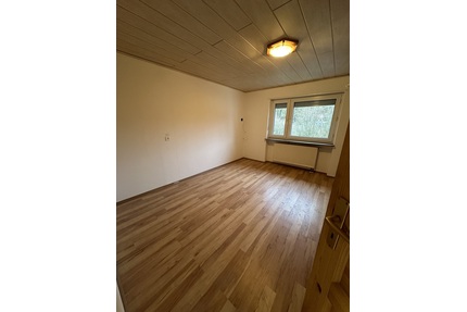 WG-Zimmer mit 14 m² möbiliert und großer Terrasse in Bad Dürkheim-Grethen