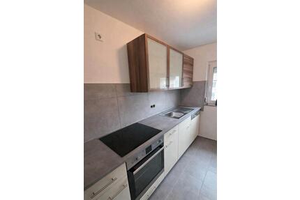 4 Zimmer Wohnung zu vermieten - 700,00&nbsp;EUR Kaltmiete, ca.&nbsp; 68,00&nbsp;m&sup2; in Albstadt (PLZ: 72458)