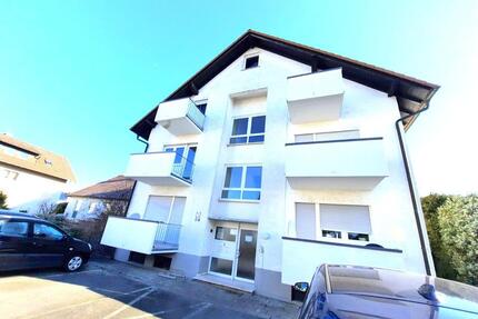 3 - Zimmer EG Wohnung mit 2 Balkonen und Garten - Münster (Hessen)