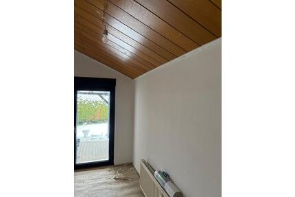 Wohnung - neu renoviert - 800,00&nbsp;EUR Kaltmiete, ca.&nbsp; 90,00&nbsp;m&sup2; in Alsdorf (PLZ: 52477)